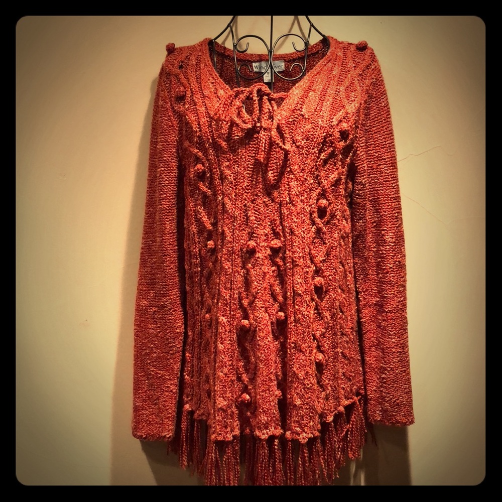 Wind river sweater soft, fringe
